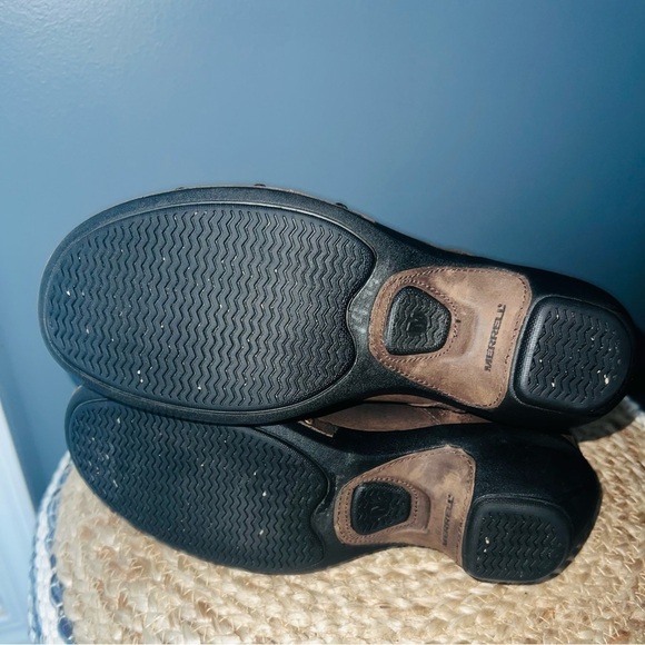 Merrell Luxe Mid Wrap Clog Booties - Picture 8 of 10